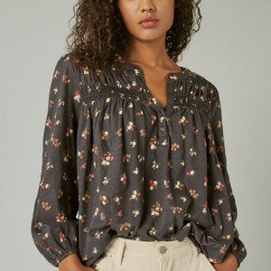 LUCKY BRAND NEW WITH TAGS - LONG SLEEVE FLORAL SMOCKED YOKE TOP SIZE SMALL